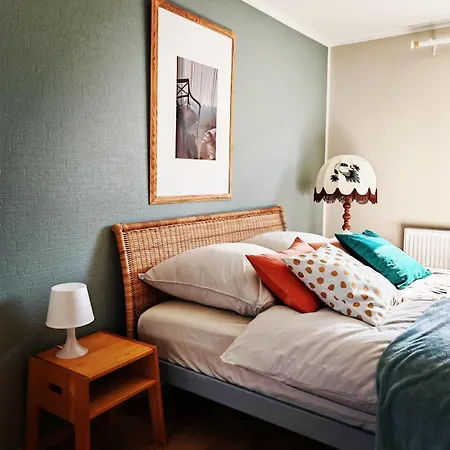 Appartement Haus An Der Wiese Privat Mit Garten Und Parkplatz Floha